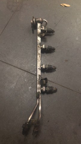 Распределитель топлива (рампа)