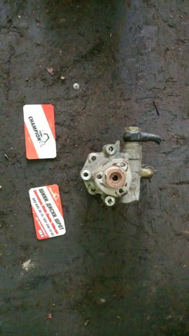 Насос гидроусилителя руля (ГУР)