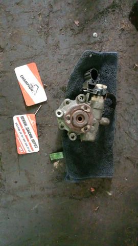 Насос гидроусилителя руля (ГУР)