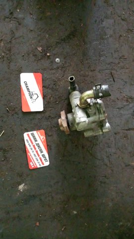 Насос гидроусилителя руля (ГУР)