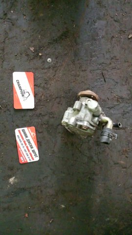 Насос гидроусилителя руля (ГУР)