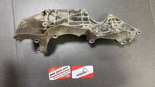 Кронштейн генератора