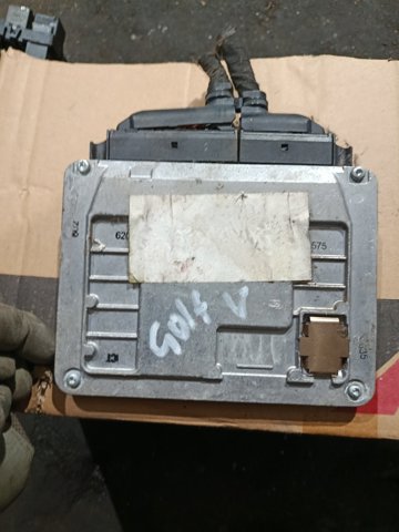 Модуль (блок) керування (ЕБУ) двигуном — фото 4