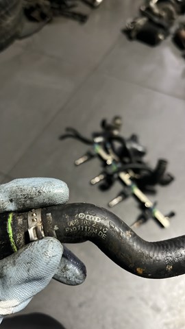 Патрубок вентиляции картера (маслоотделителя)