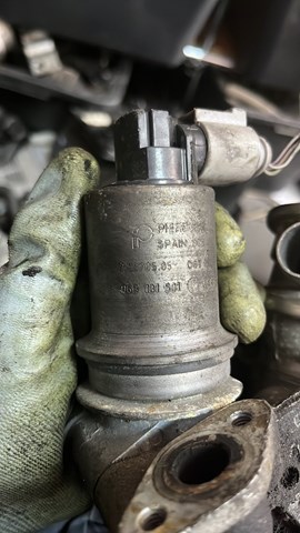 Клапан EGR рециркуляции газов