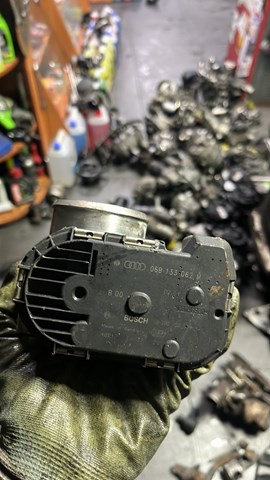 Дроссельная заслонка в сборе