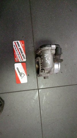 Дроссельная заслонка в сборе