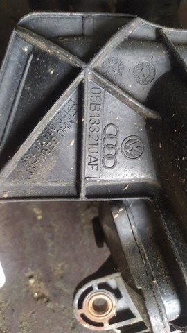 Колектор впускний