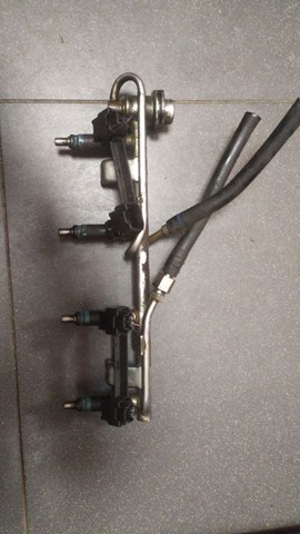 Форсунка вприску палива