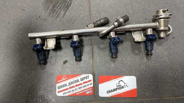 Форсунка вприску палива