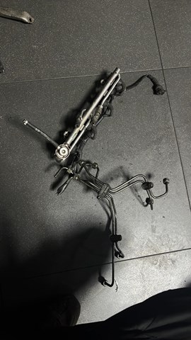 Распределитель топлива (рампа)