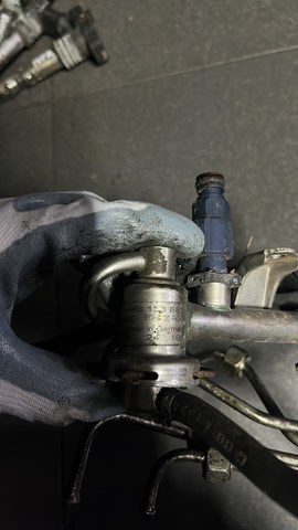 Распределитель топлива (рампа)