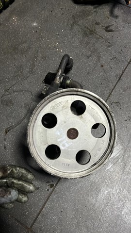 Насос гидроусилителя руля (ГУР)