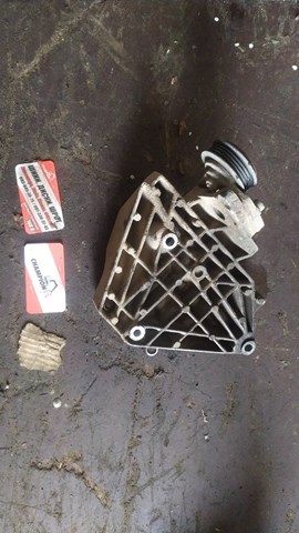 Кронштейн компресора