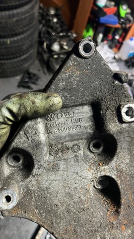 Кронштейн компрессора кондиционера