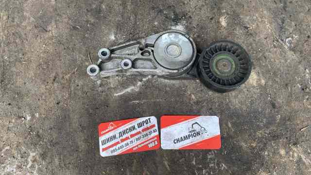 Натяжитель приводного ремня