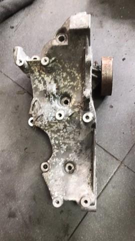 кронштейн генератора