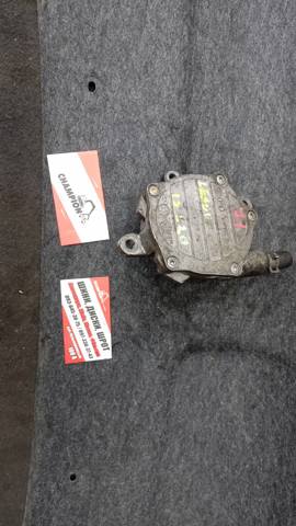 Вакуумний насос