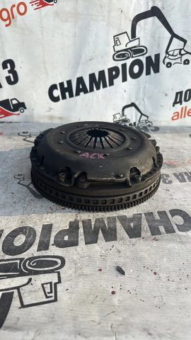 VAG 078105266M Маховик в наличии Тернополь