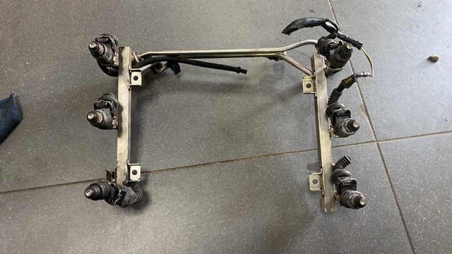 Форсунка впрыска топлива