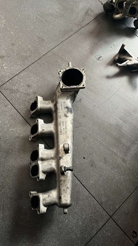 Коллектор впускной VOLKSWAGEN Touareg 5.0