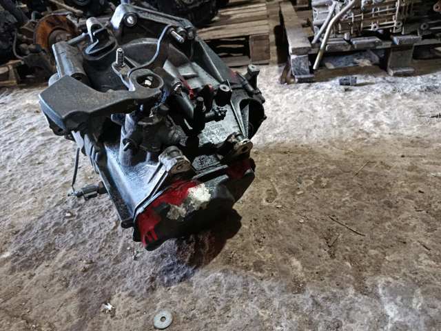 КПП в зборі(механічна коробка передач) — фото 5
