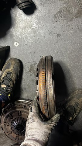 Маховик двигателя