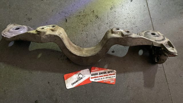 Тяга поперечна реактивна задньої підвіски — фото 3