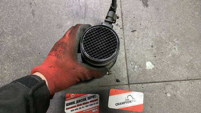 Датчик потоку (витрати) повітря, витратомір MAF - (Mass Airflow) — фото 3