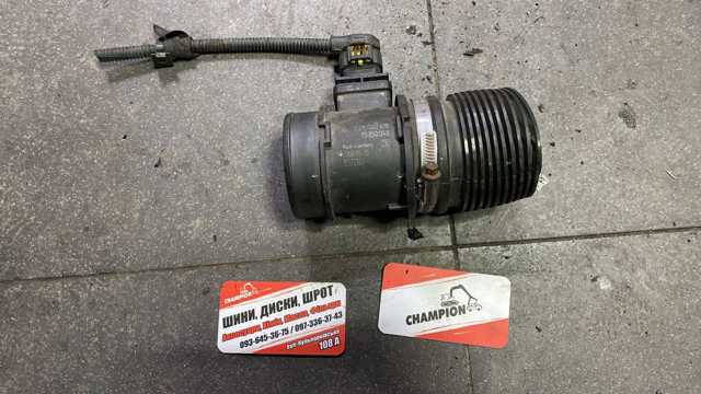 Датчик потоку (витрати) повітря, витратомір MAF - (Mass Airflow) — фото 1