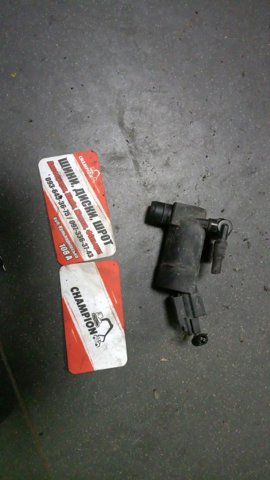 Насос-двигун омивача скла, перед/зад