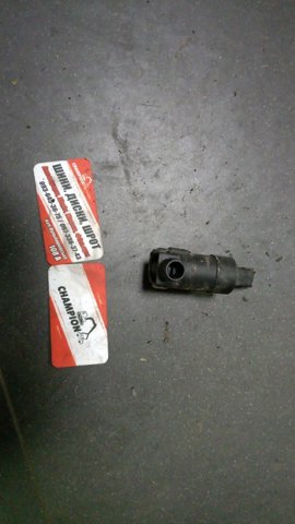 Насос-двигун омивача скла, перед/зад