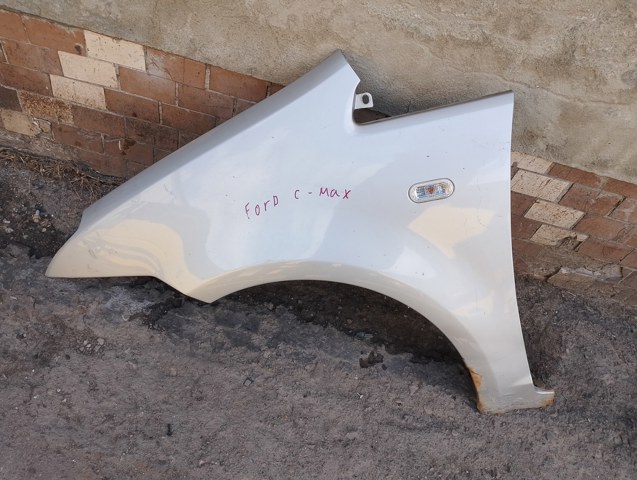 Крило переднє ліве