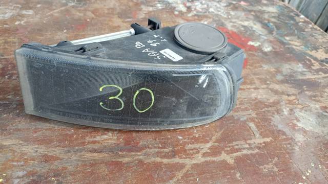 Фара протитуманна, права (Дефект) — фото 1