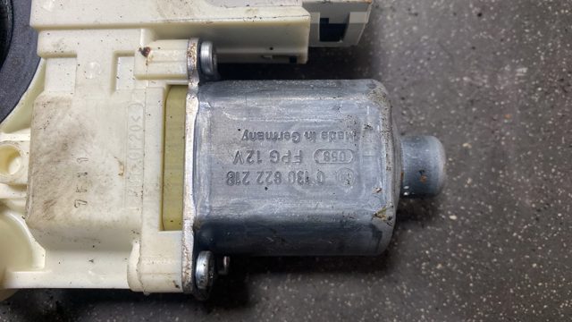 Моторчик склопідйомника — фото 2