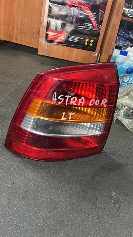 Фонарь задний левый