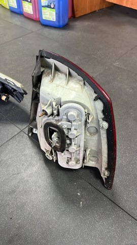 Фонарь задний левый