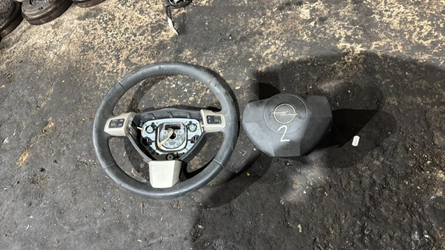 Подушка безопасности (AIRBAG) водительская