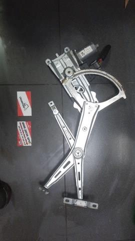 стеклоподъемник электр. передний правый