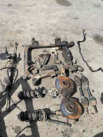 Цапфа - поворотний кулак передній, лівий