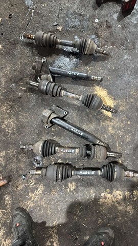 Полуось (привод) передняя правая