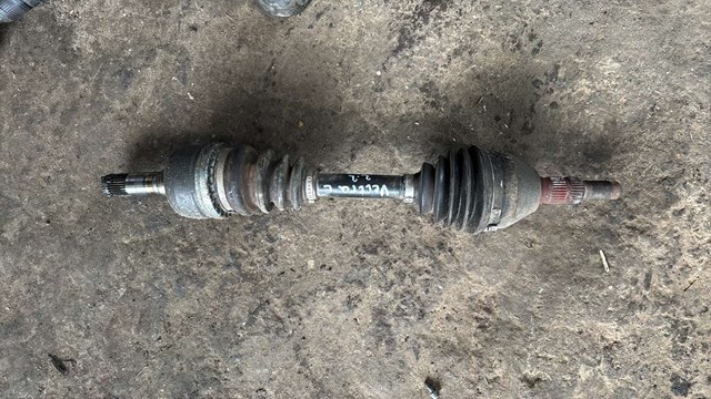 Полуось (привод) передняя