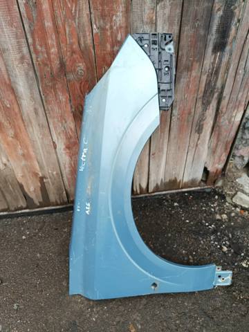 Направляющая переднего бампера