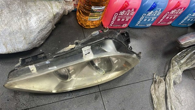 Фара права opel corsa d