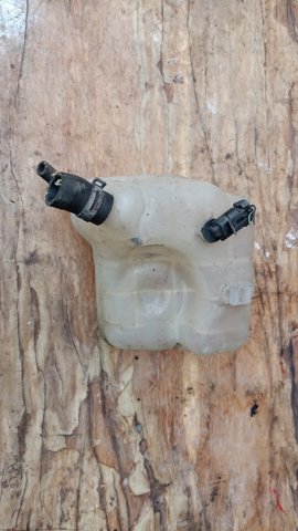 Бачок системи охолодження, розширювальний