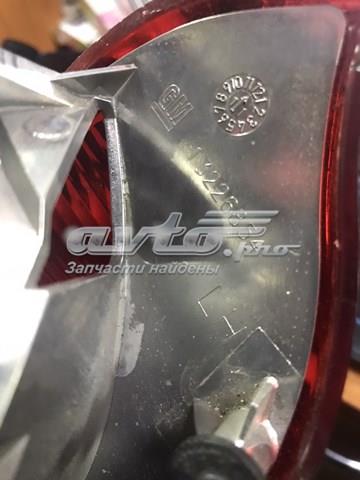 Фонарь внутріній правий opel insignia універсал