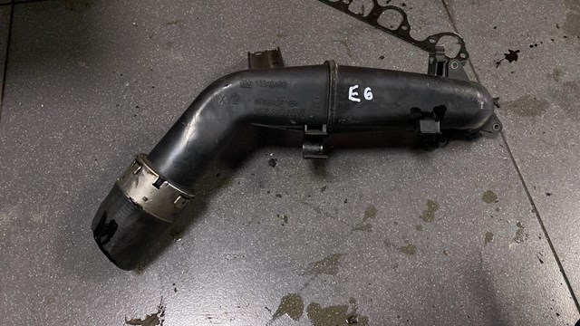 Патрубок інтеркулера