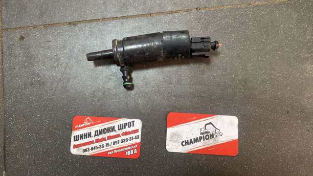 Насос-двигун омивача фар