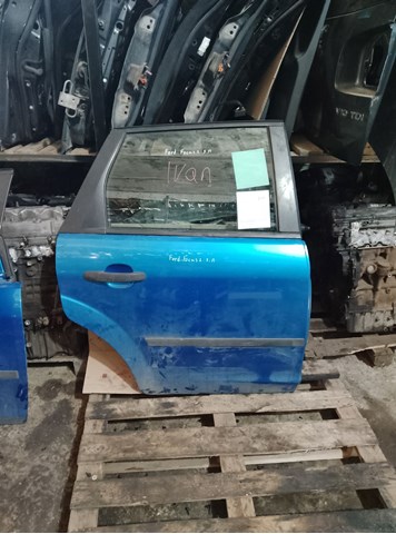 Дверь задняя правая