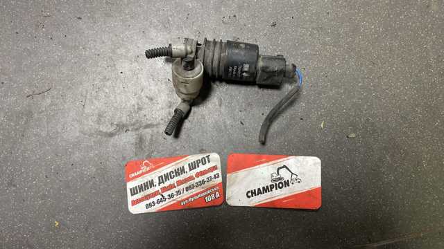 Насос-двигун омивача скла, перед/зад — фото 1